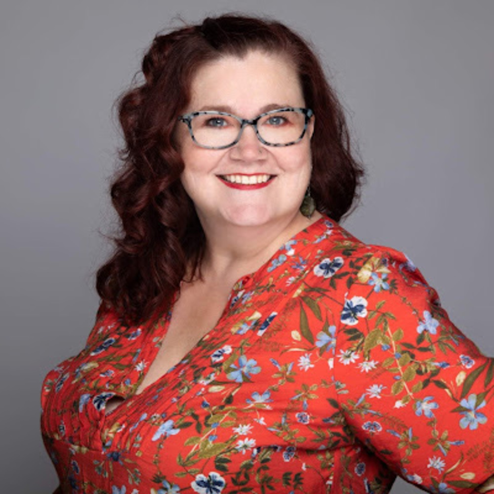 Meet your Posher, Tina a.